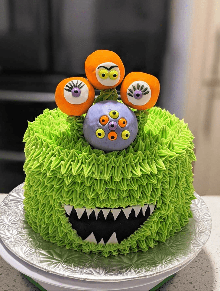 Grand Green Monster Cake