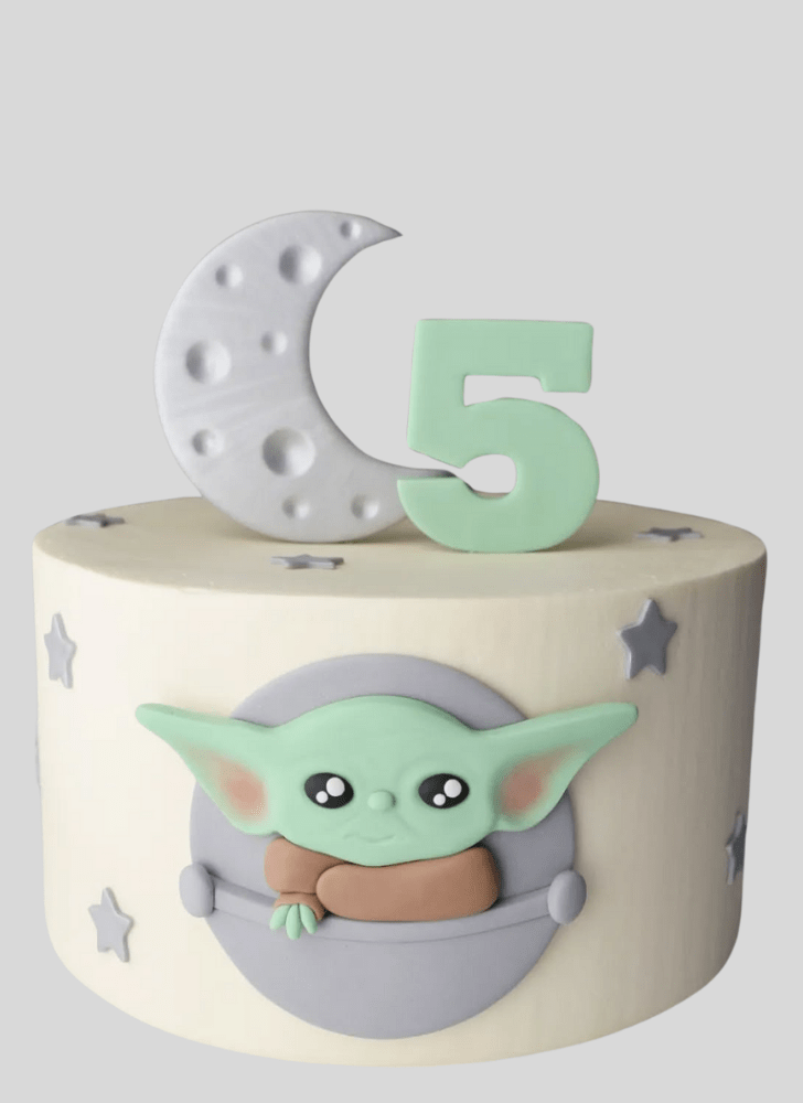 Charming Grogu Cake