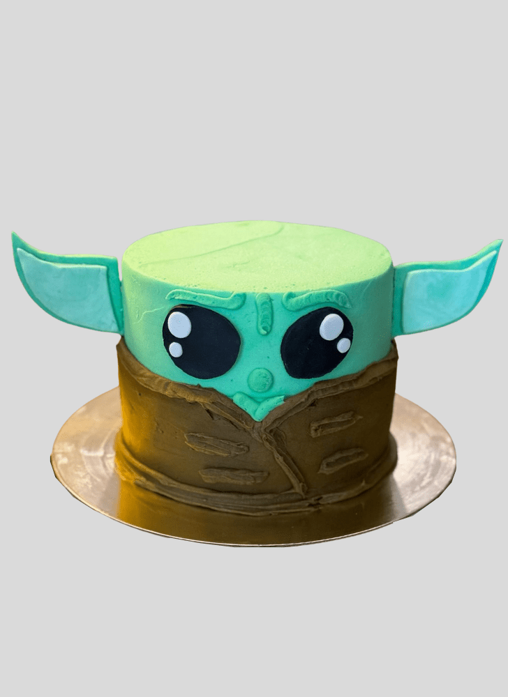 Enthralling Grogu Cake