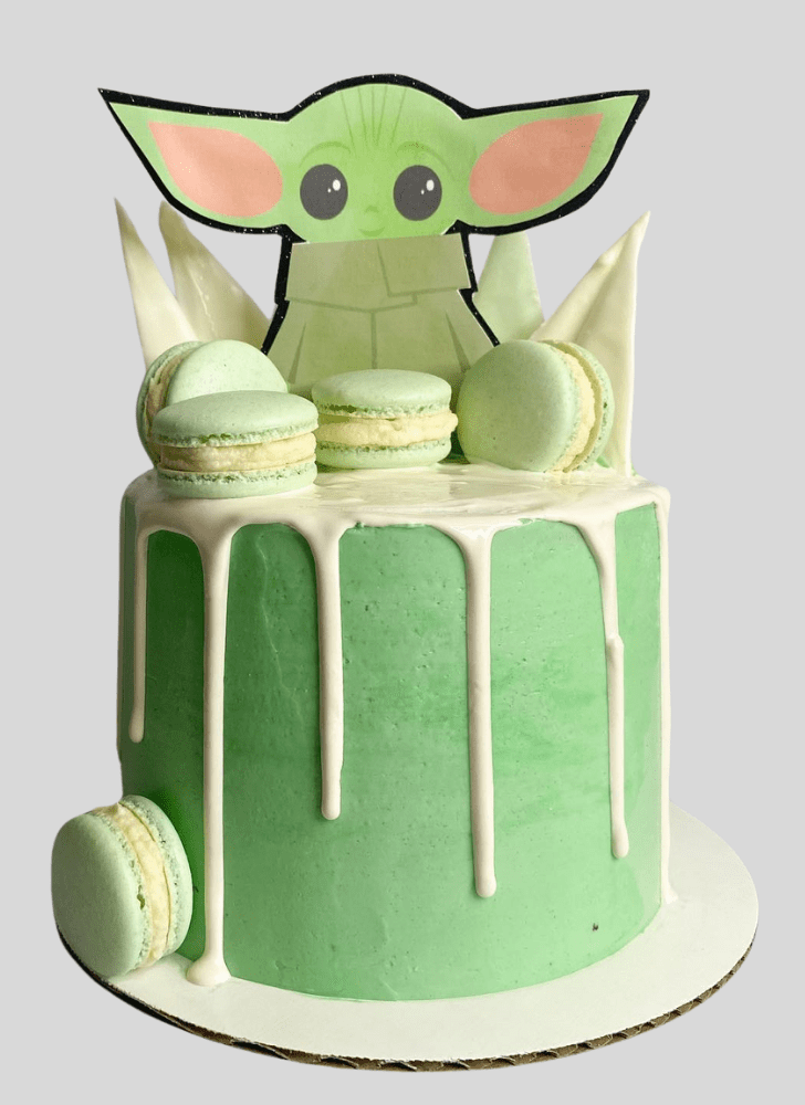 Exquisite Grogu Cake