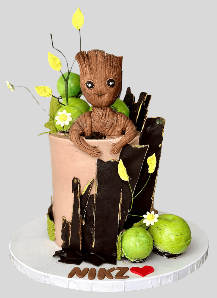 Appealing Groot Cake