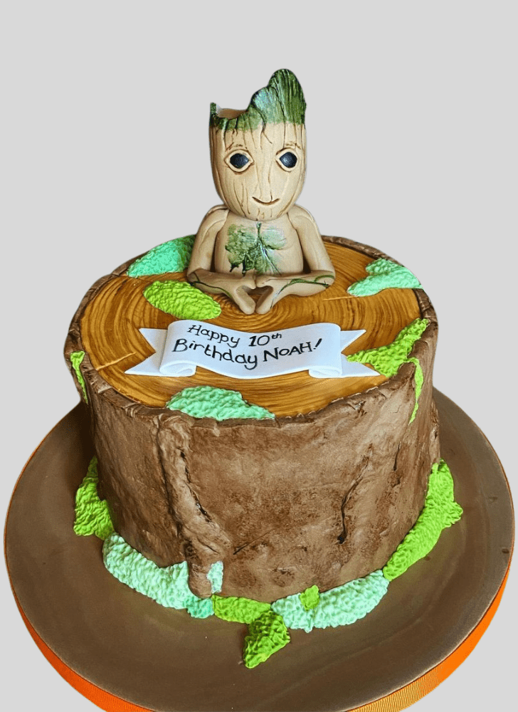 Enthralling Groot Cake