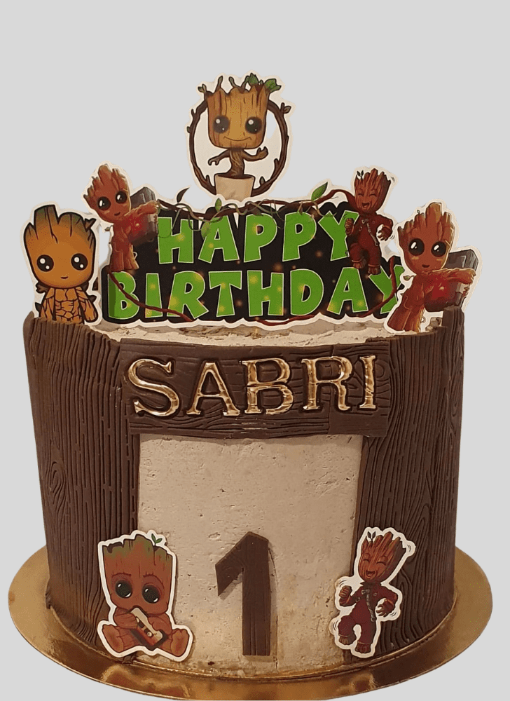 Ravishing Groot Cake