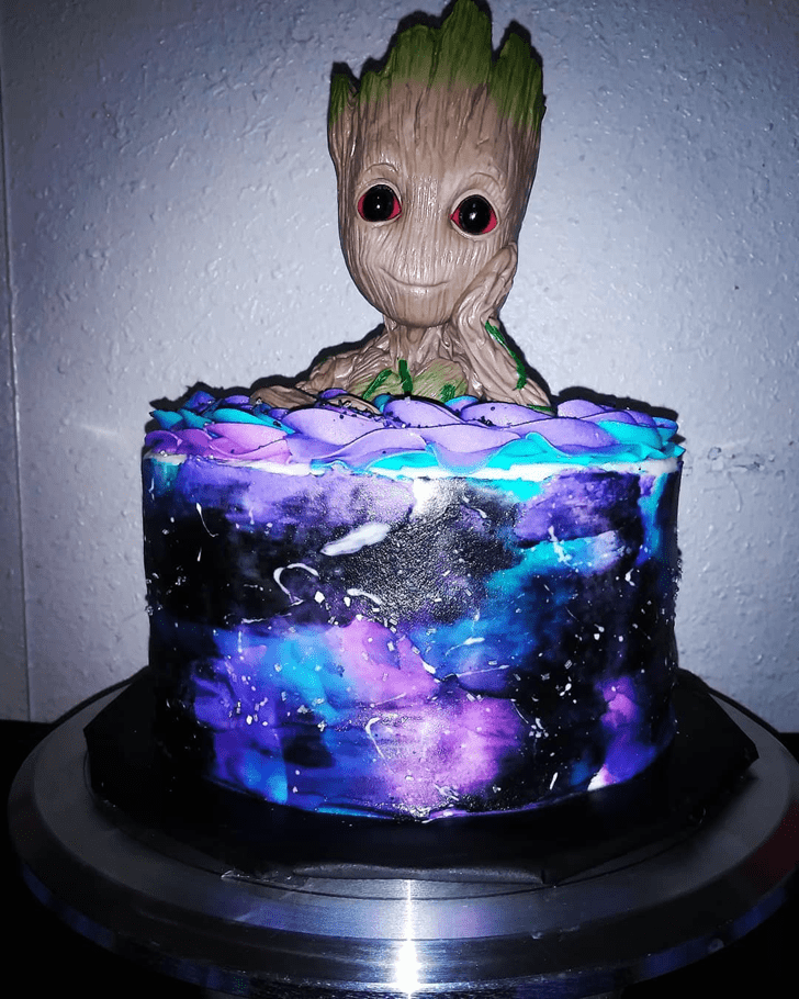 Slightly Groot Cake