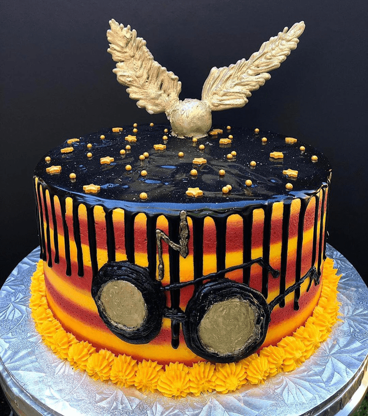 Angelic Gryffindor Cake