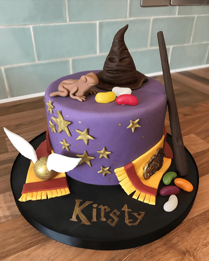 Cute Gryffindor Cake