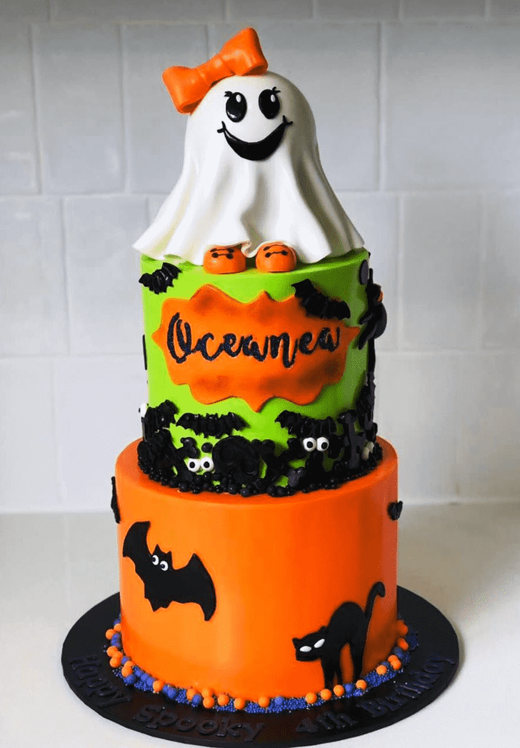 Alluring Halloween Cake