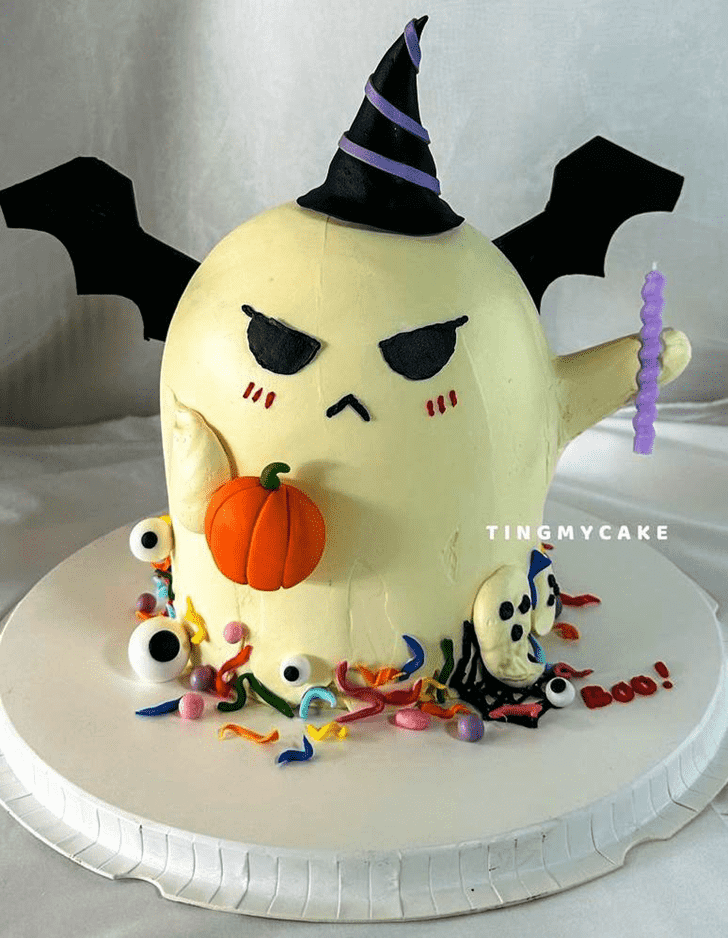 Lovely Halloween Ghost Cake Design