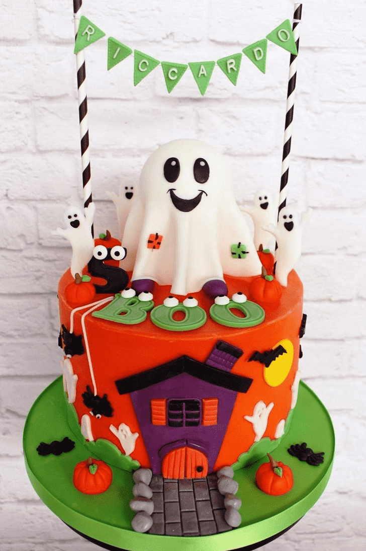 Magnetic Halloween Ghost Cake