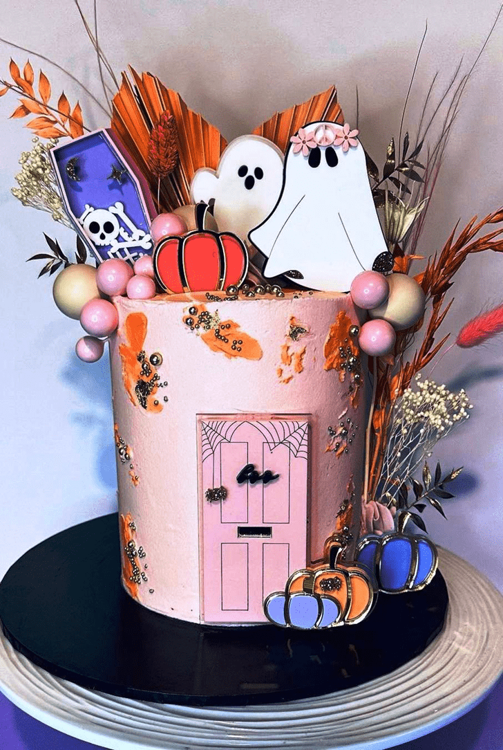 Magnificent Halloween Ghost Cake