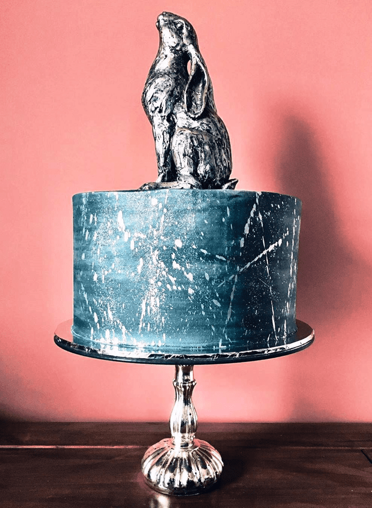 Slightly Hare Cake