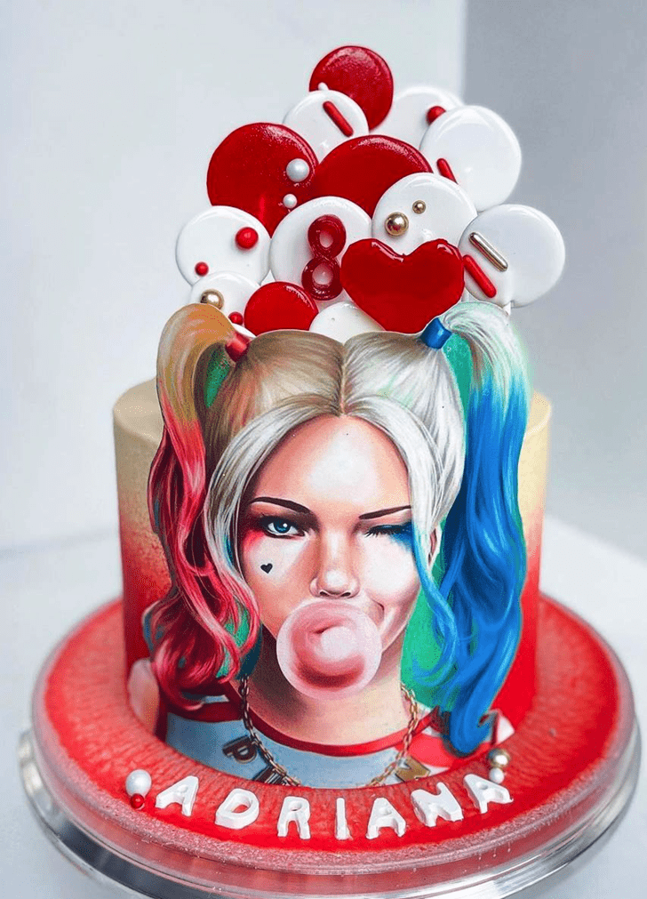 Admirable Harley Quinn Cake Design