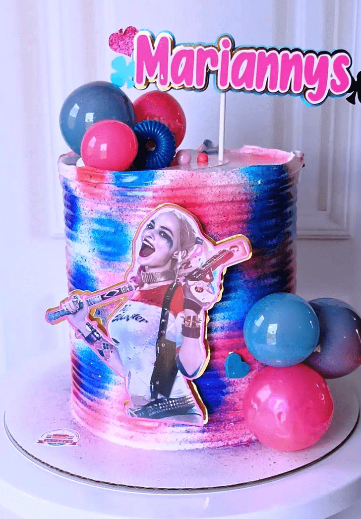 Fair Harley Quinn Cake