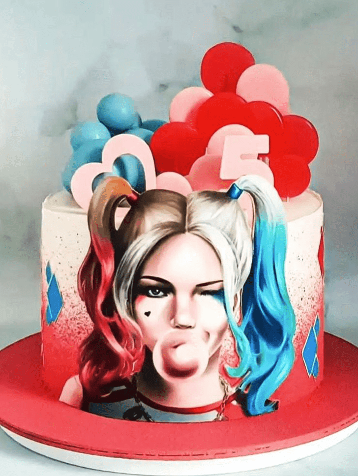 Graceful Harley Quinn Cake