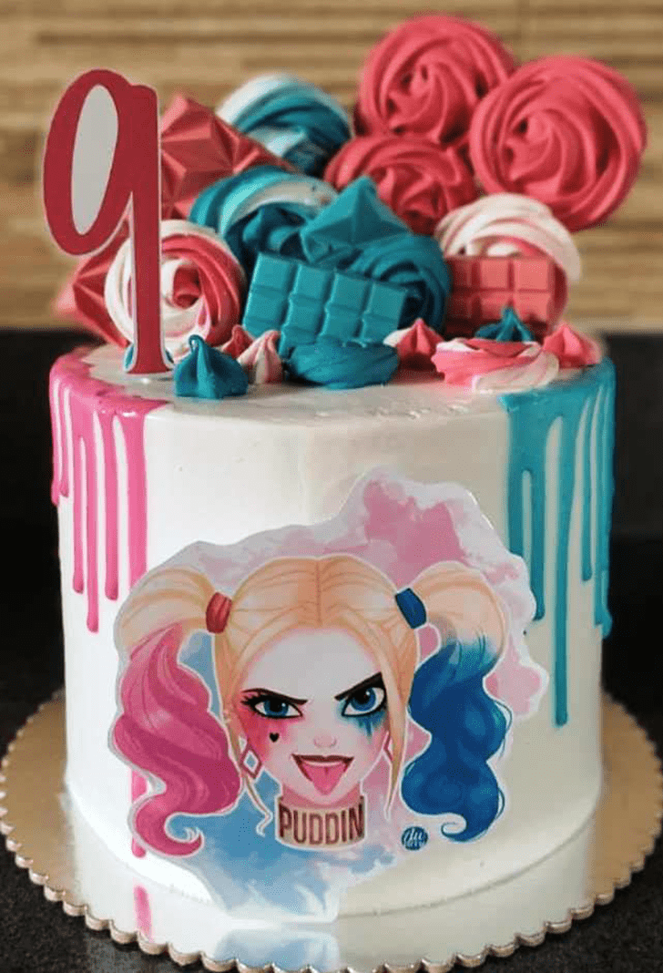 Resplendent Harley Quinn Cake