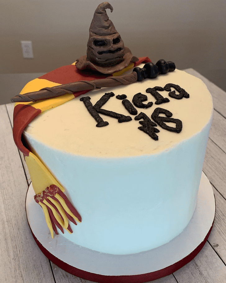 Admirable Harry Potter Cake Design