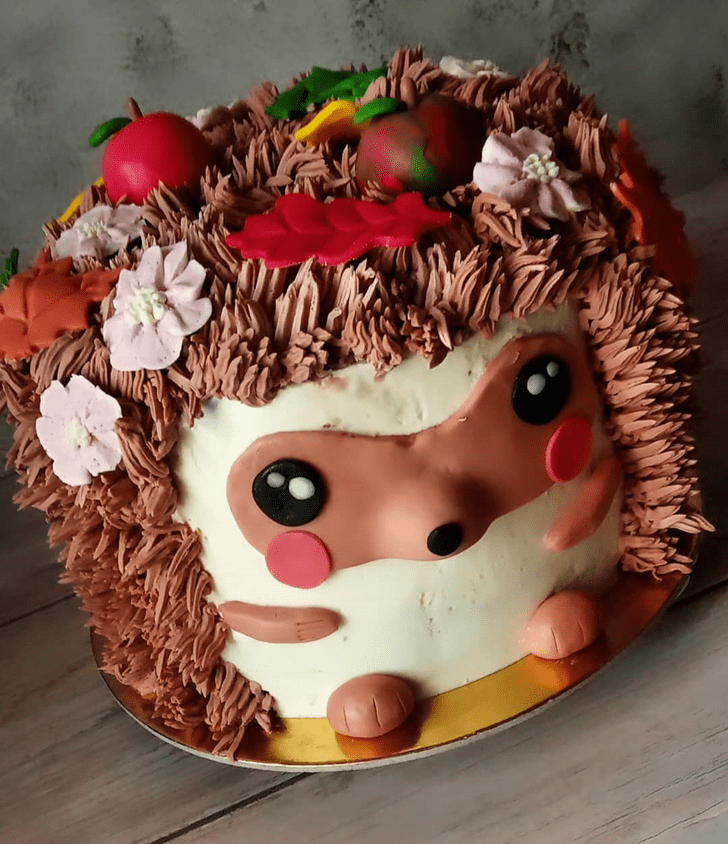 Exquisite Hedgehog Cake