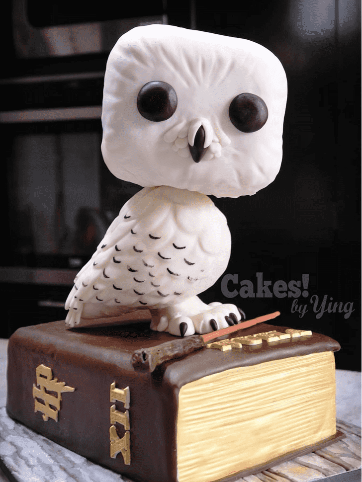 Fascinating Hedwig Cake