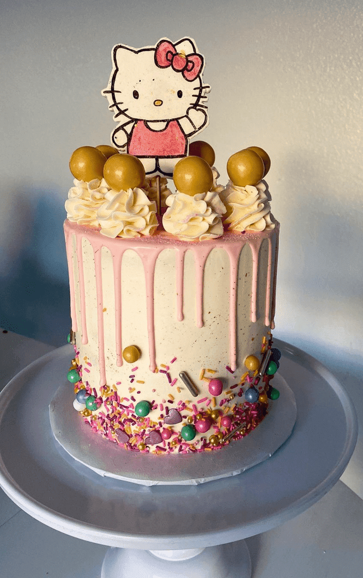 Resplendent Hello Kitty Cake
