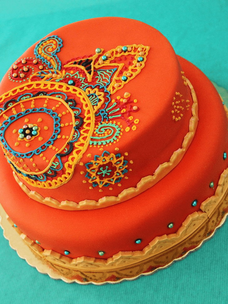 Admirable Henna Cake Design