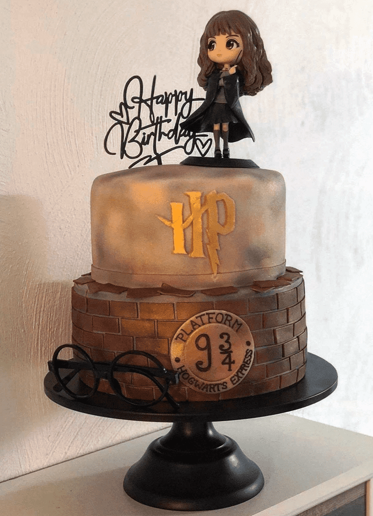 Divine Hermione Granger Cake