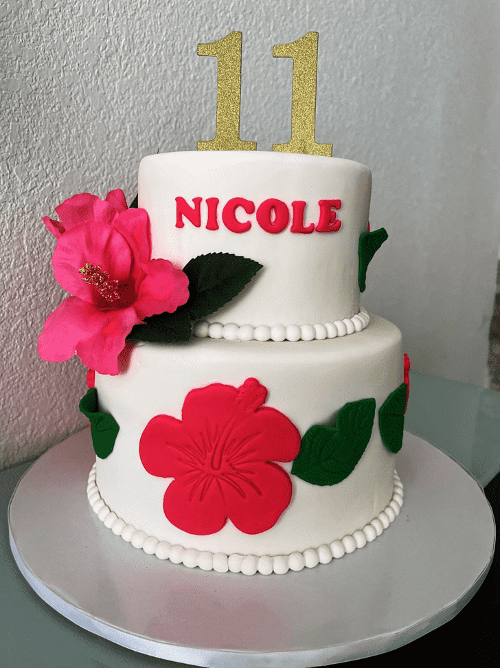 Lovely Hibiscus Flower Cake Design