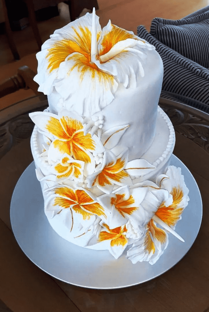 Marvelous Hibiscus Flower Cake