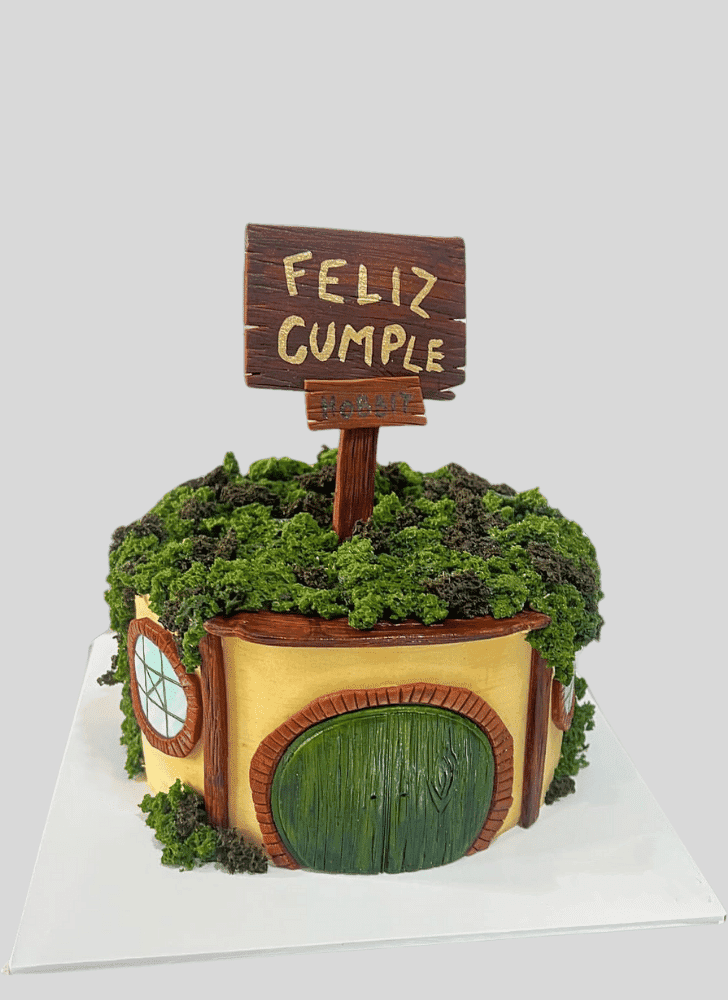 Pretty Hobbit Cake