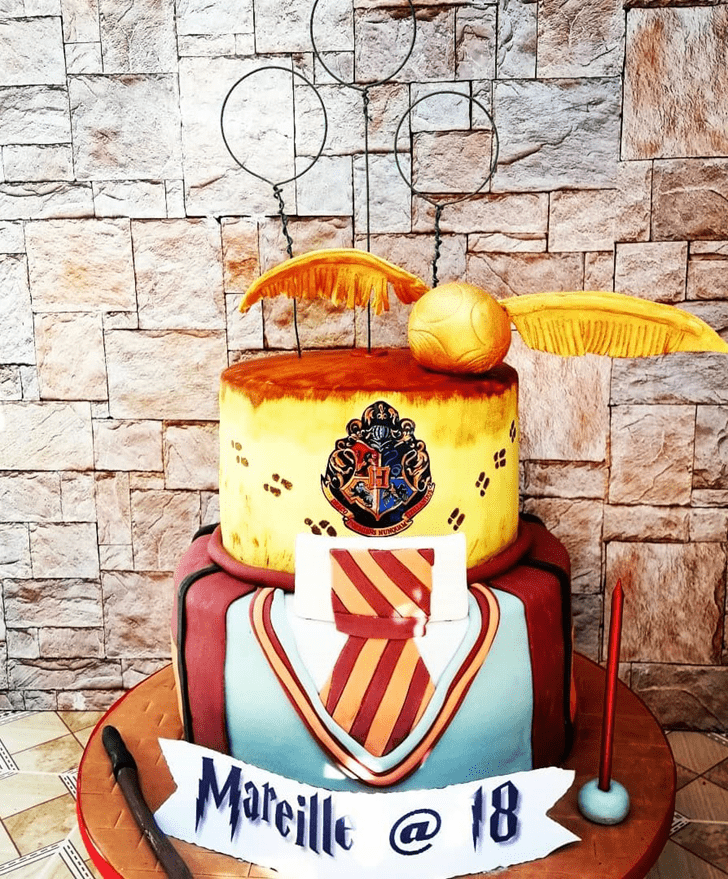 Beauteous Hogwarts Cake