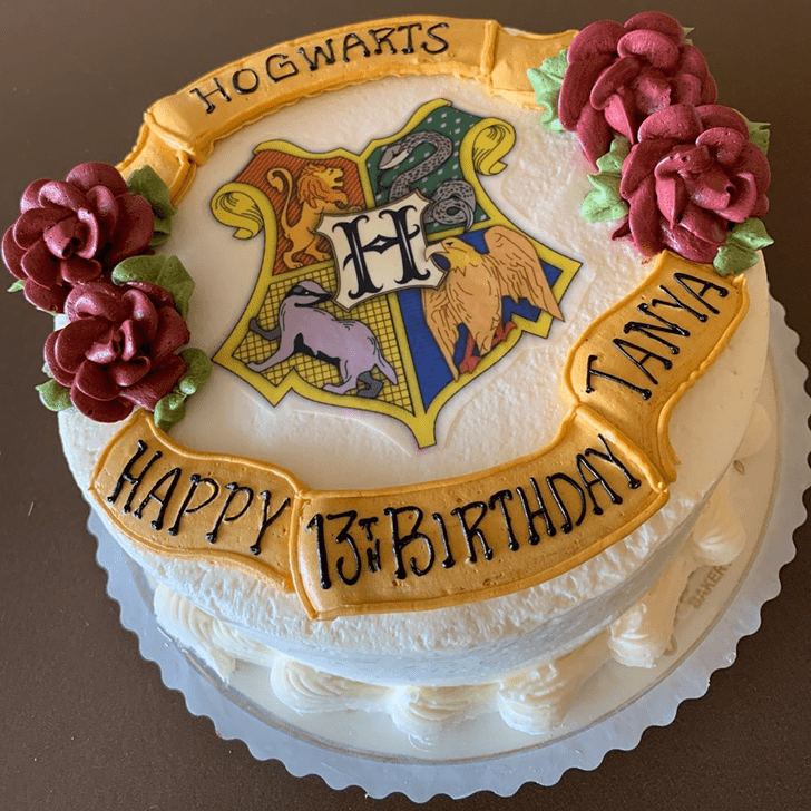 Excellent Hogwarts Cake