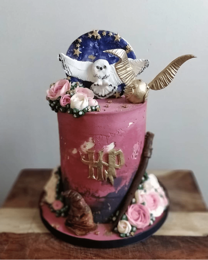 Fine Hogwarts Cake