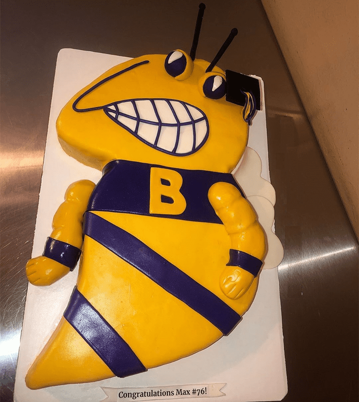 Admirable Hornet Cake Design