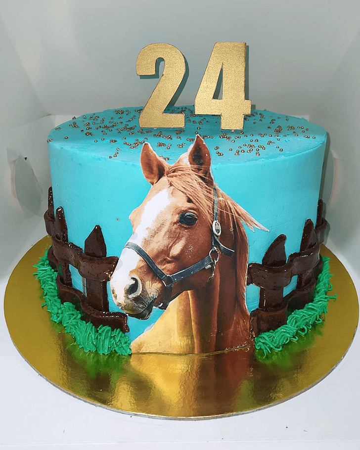 Fine Horse Cake