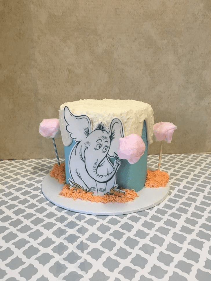 Captivating Horton Hears a Who Cake