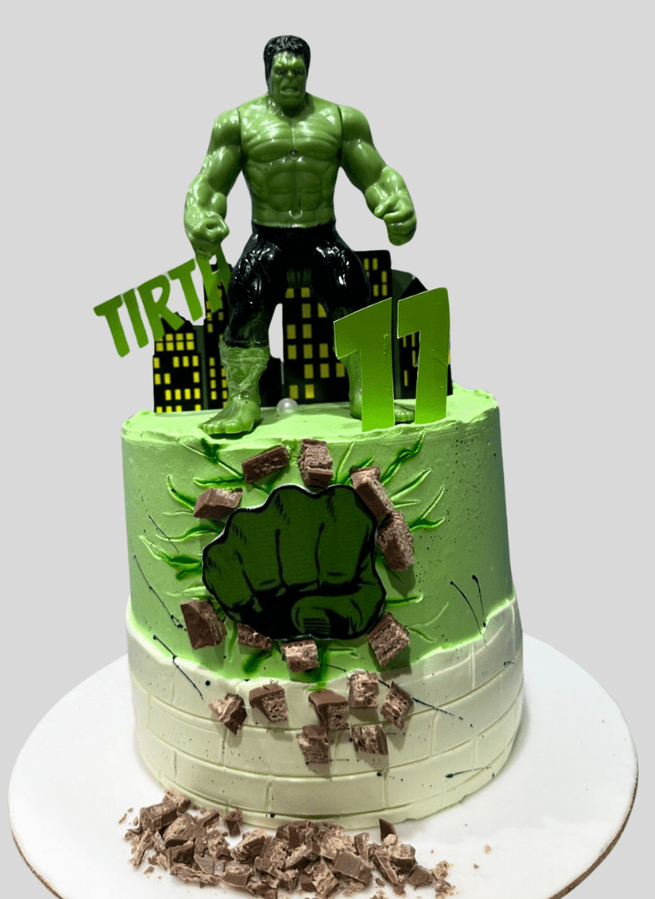 Excellent Hulk Cake