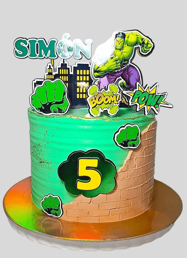 Inviting Hulk Cake