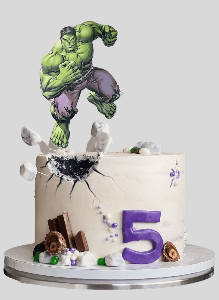 Magnificent Hulk Cake