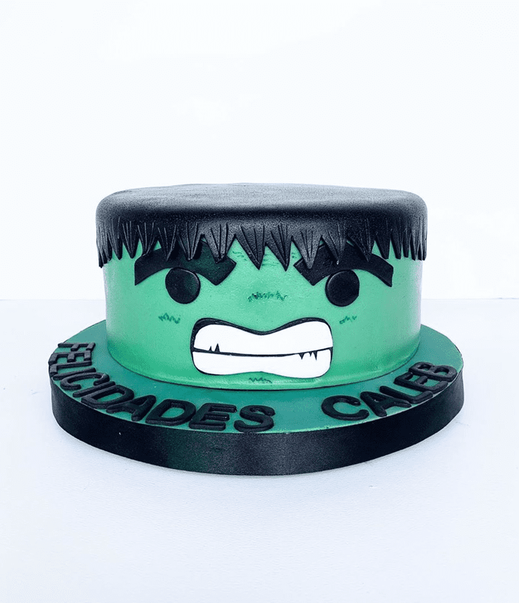 Elegant Hulk Cake