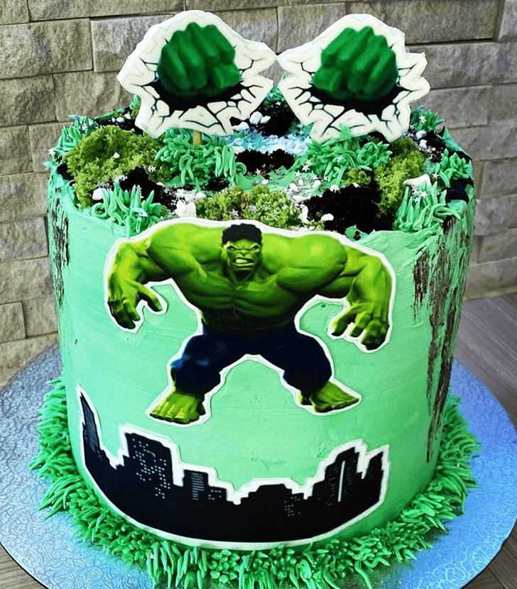 Exquisite Hulk Cake Design