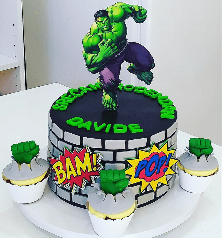 Good Looking Hulk Cake