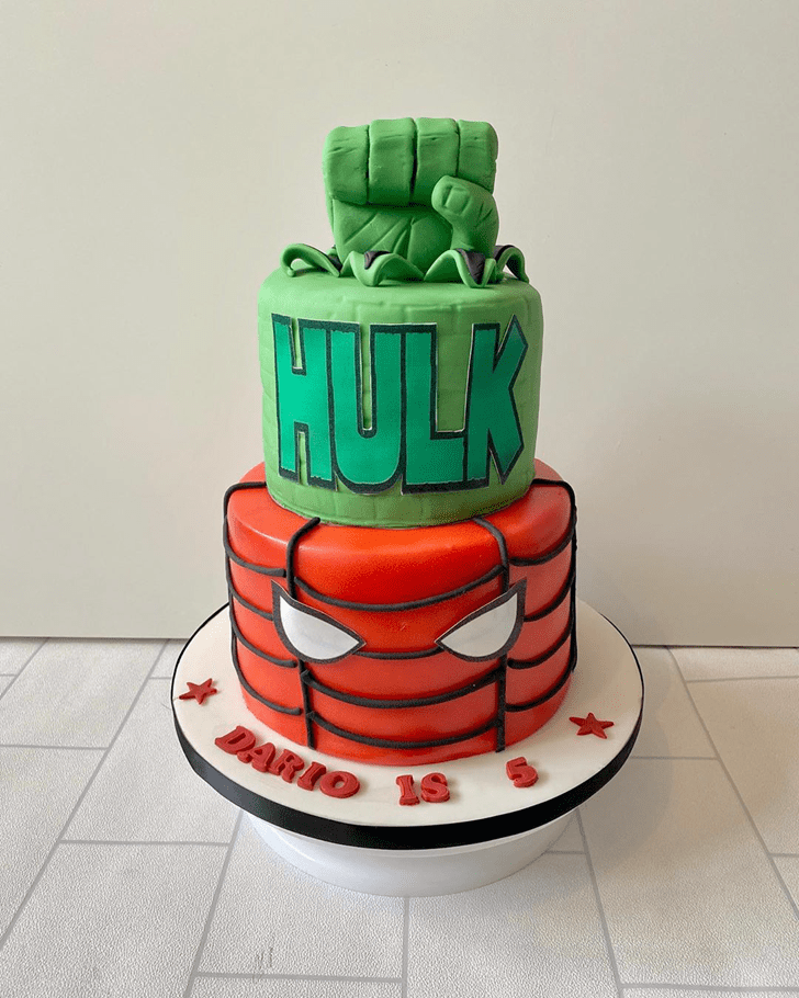 Graceful Hulk Cake