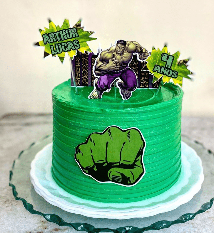 Inviting Hulk Cake