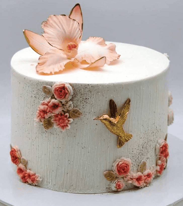 Cute Humming Bird Cake