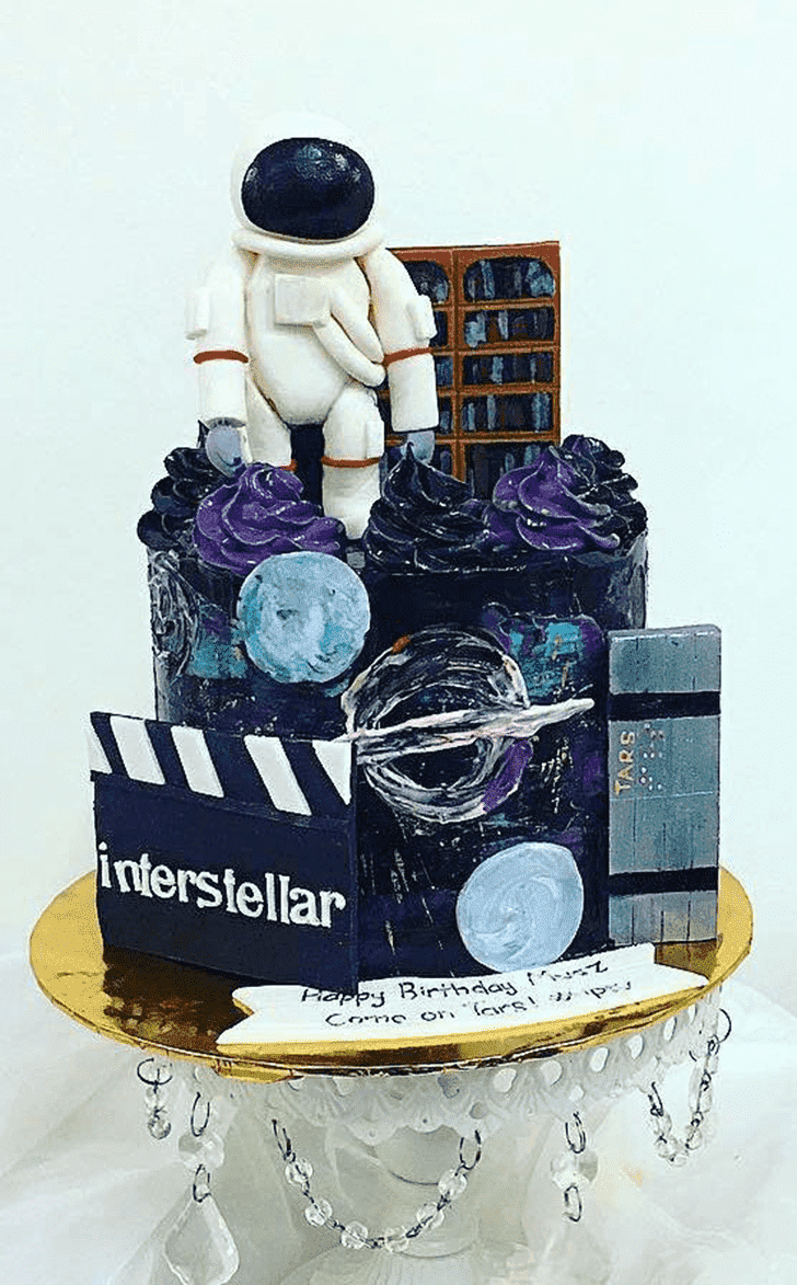 Appealing Interstellar Cake