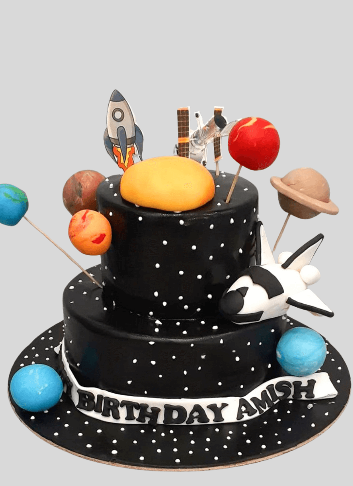 Bewitching Interstellar Cake