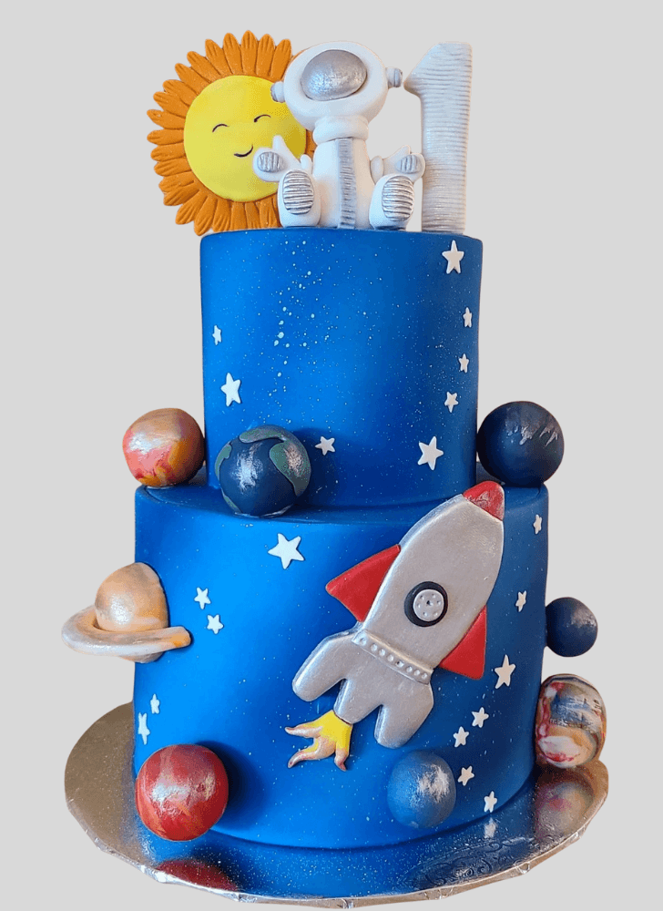 Fascinating Interstellar Cake