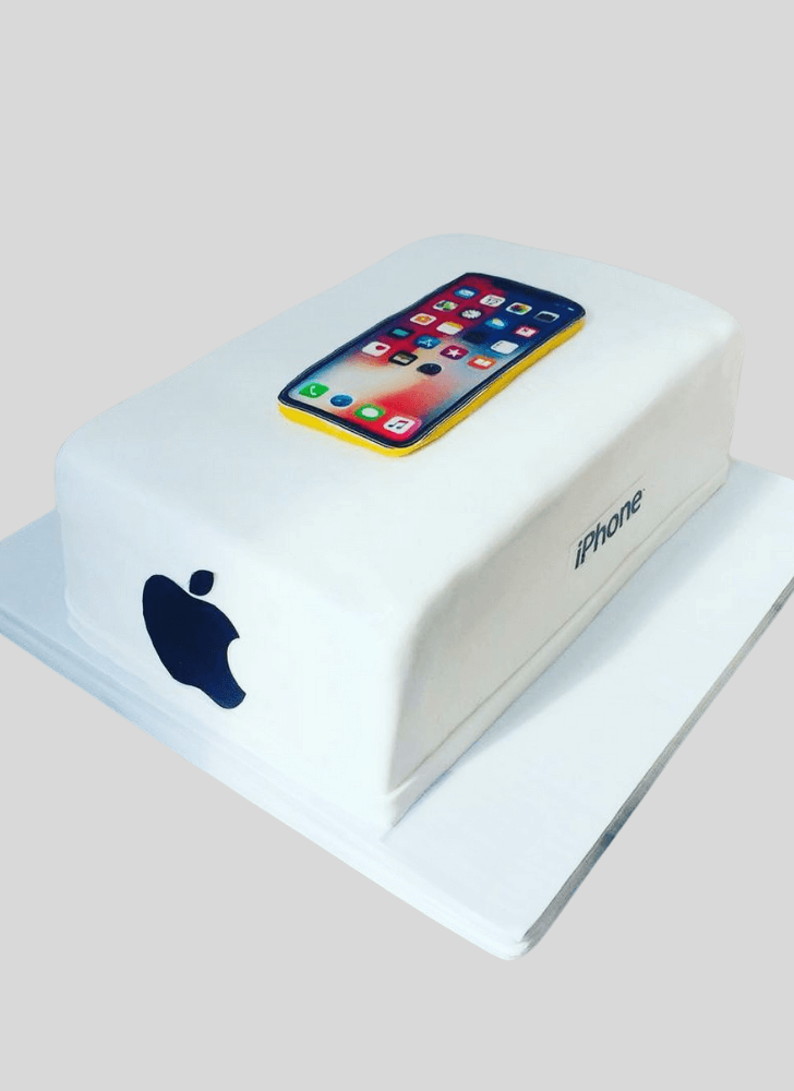 Adorable iPhone Cake
