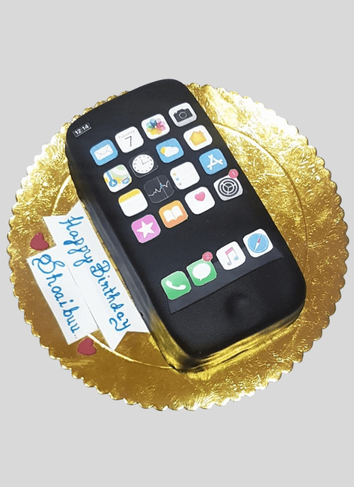 Pleasing iPhone Cake