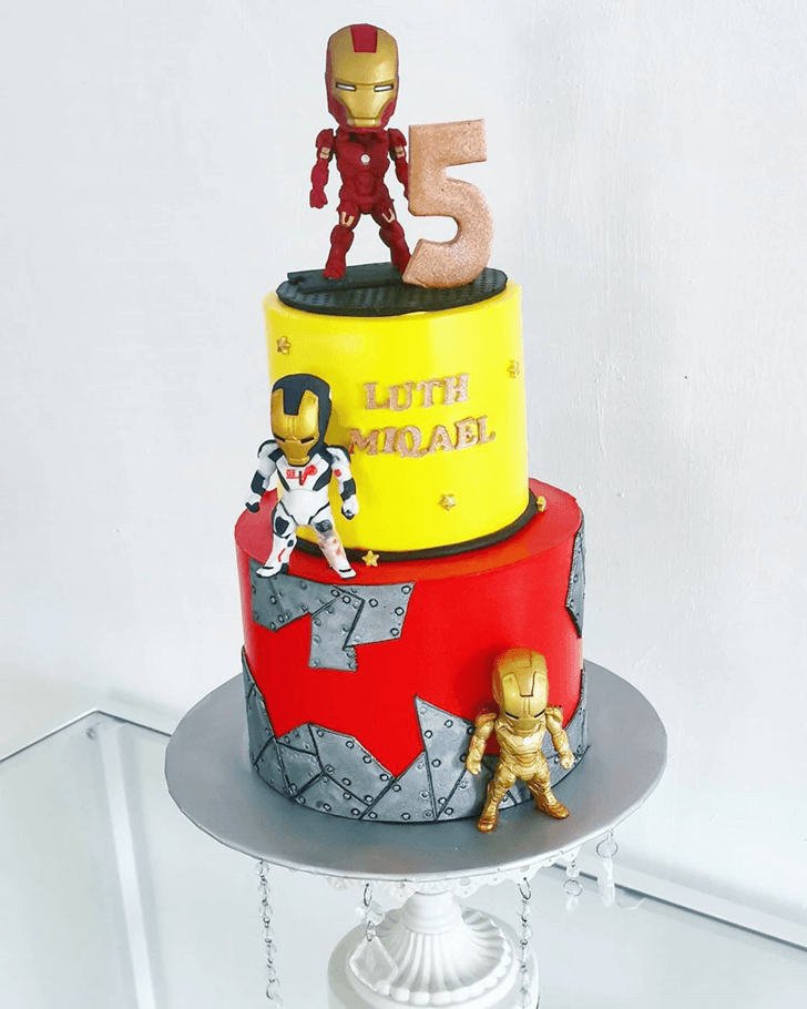 Iron Man 3 Cake with Yellow Red Black Base