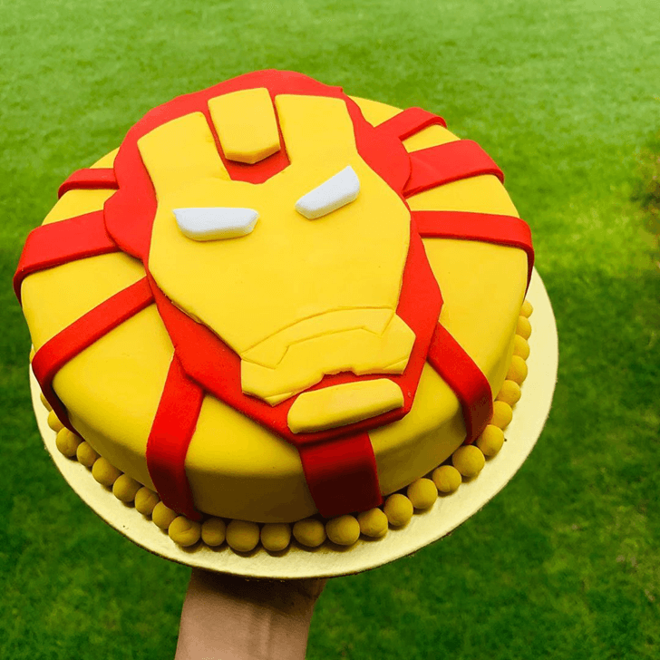 Splendid Iron Man Cake